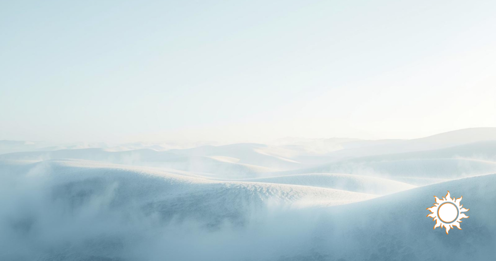朝の空気を感じる静かな風景。 淡いブルーと白を基調に、風が通り抜けるような余白のある構図。